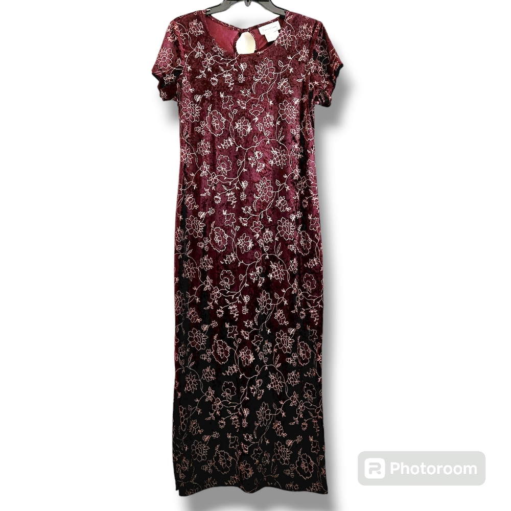 Especially yours burgundy velvet floral maxi dress size 9/10
